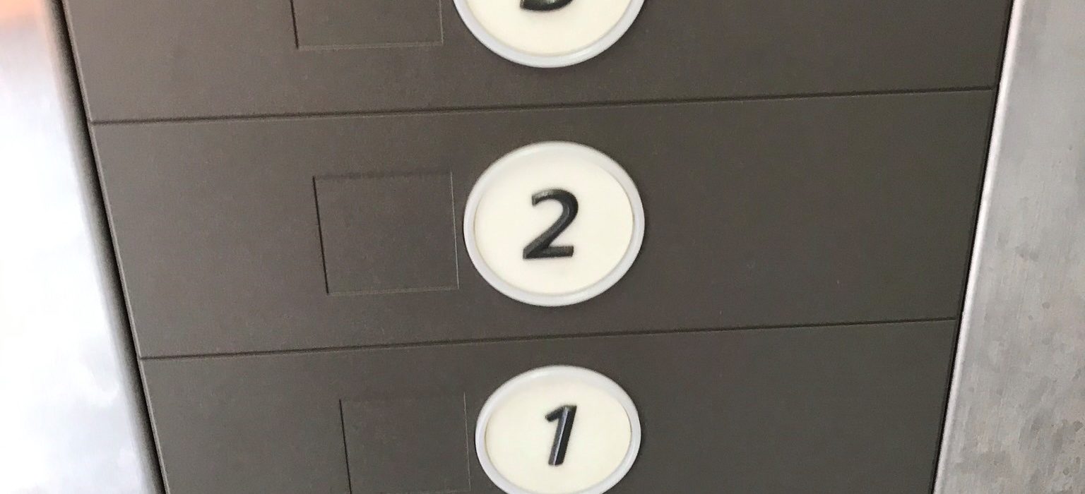 エレベーターのボタン画像